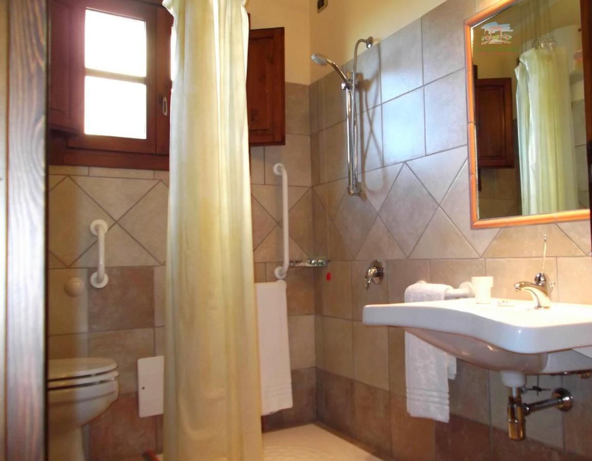 Hotel La Corte Rosada Villasimius Quarto foto