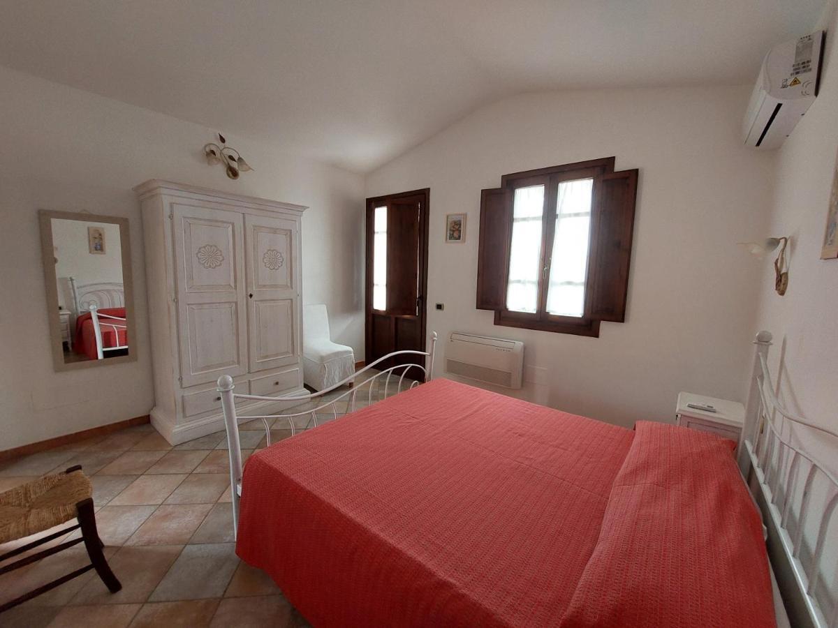 Hotel La Corte Rosada Villasimius Exterior foto