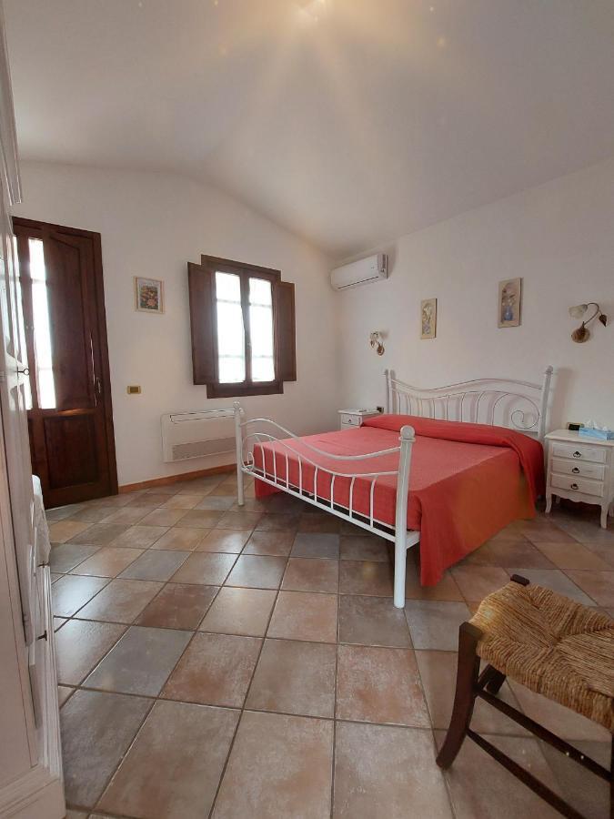 Hotel La Corte Rosada Villasimius Exterior foto