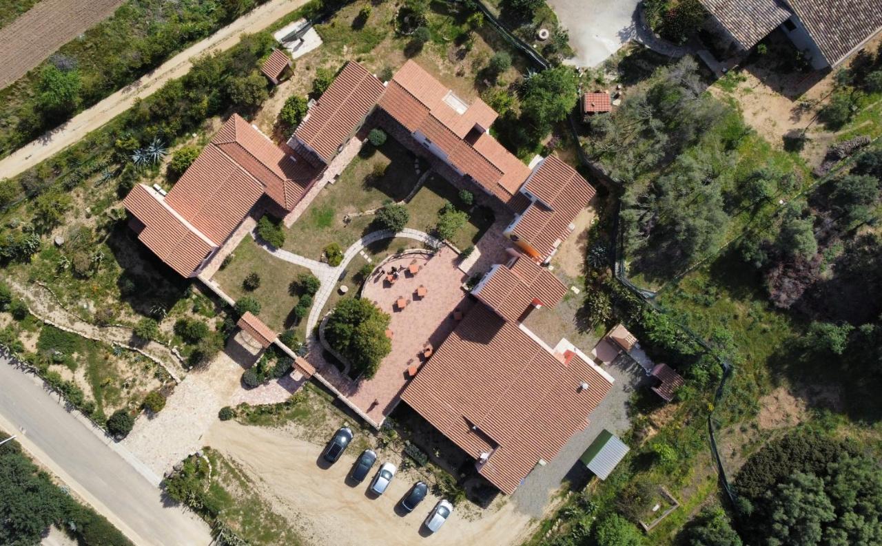 Hotel La Corte Rosada Villasimius Exterior foto