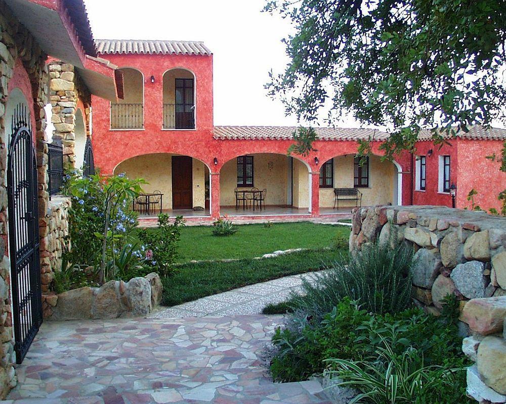 Hotel La Corte Rosada Villasimius Exterior foto