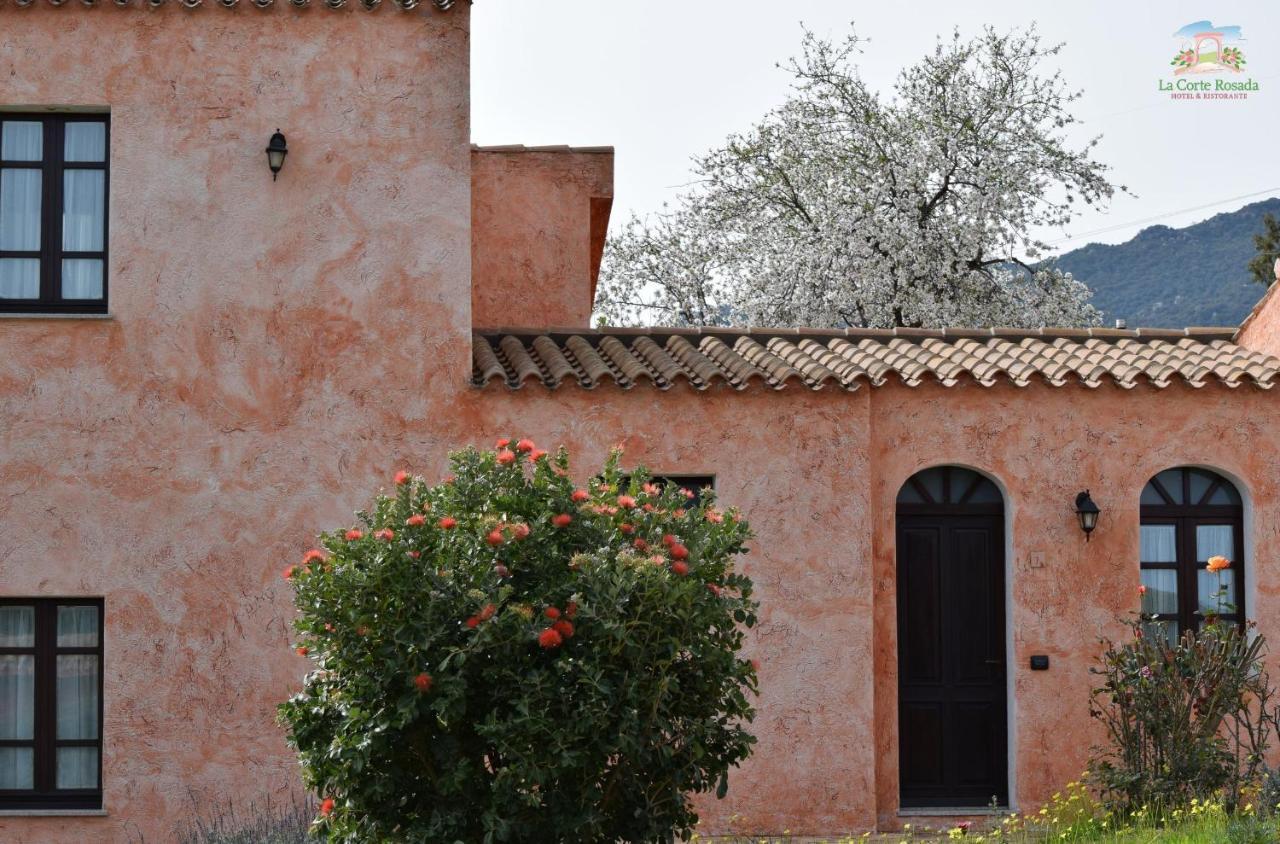 Hotel La Corte Rosada Villasimius Exterior foto