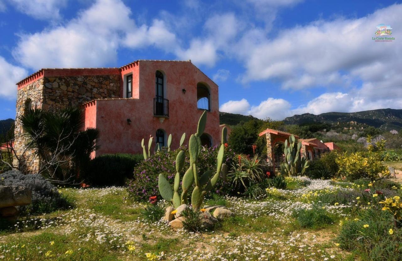 Hotel La Corte Rosada Villasimius Exterior foto